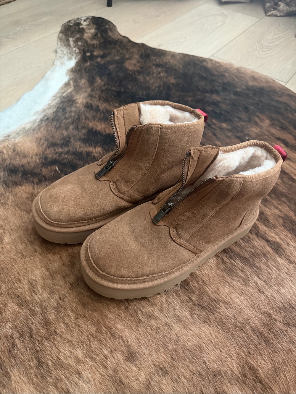UGG Women's Chestnut Suede Platform Zip Ankle Boots